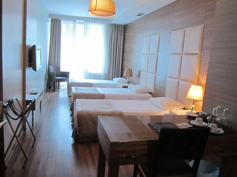 ****  Derpa Hotel Istanbul Turkey
