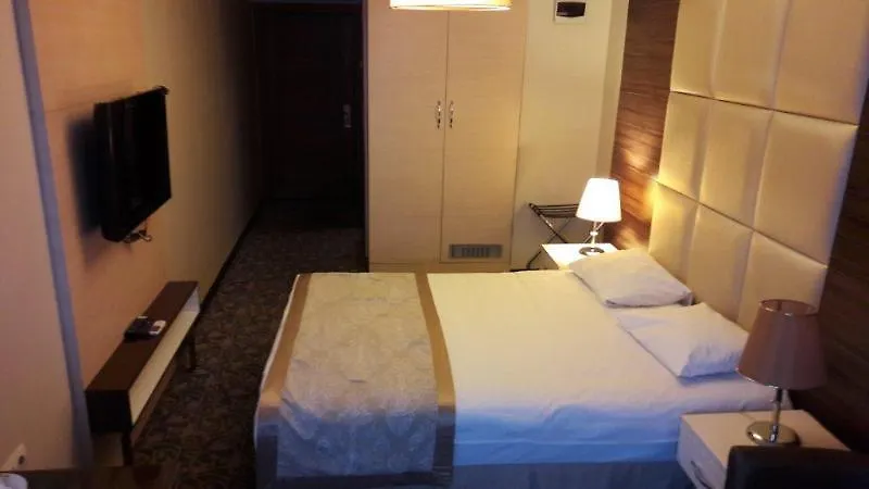 Derpa Hotel Istanbul 4*,